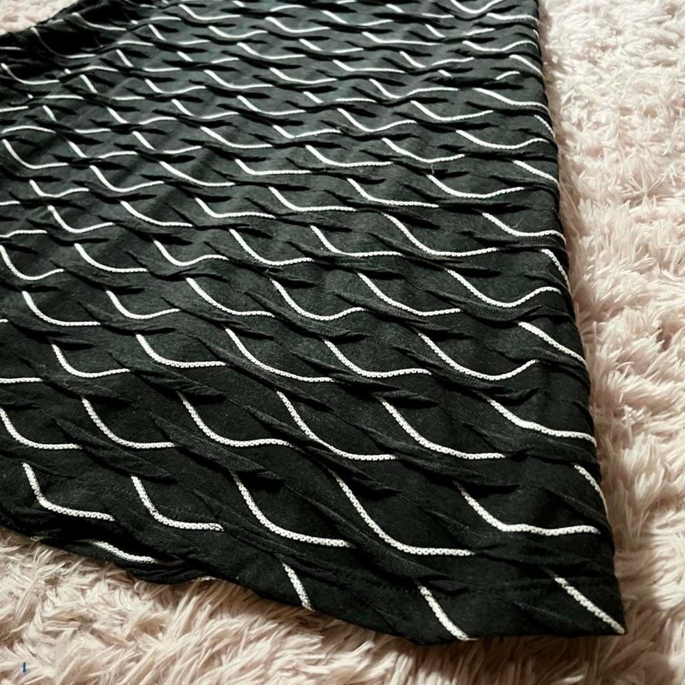 Tiered Ruffle Abstract Artistic Mermaid Scales Skirt Womens S Quirky Eclectic - Picture 3 of 5